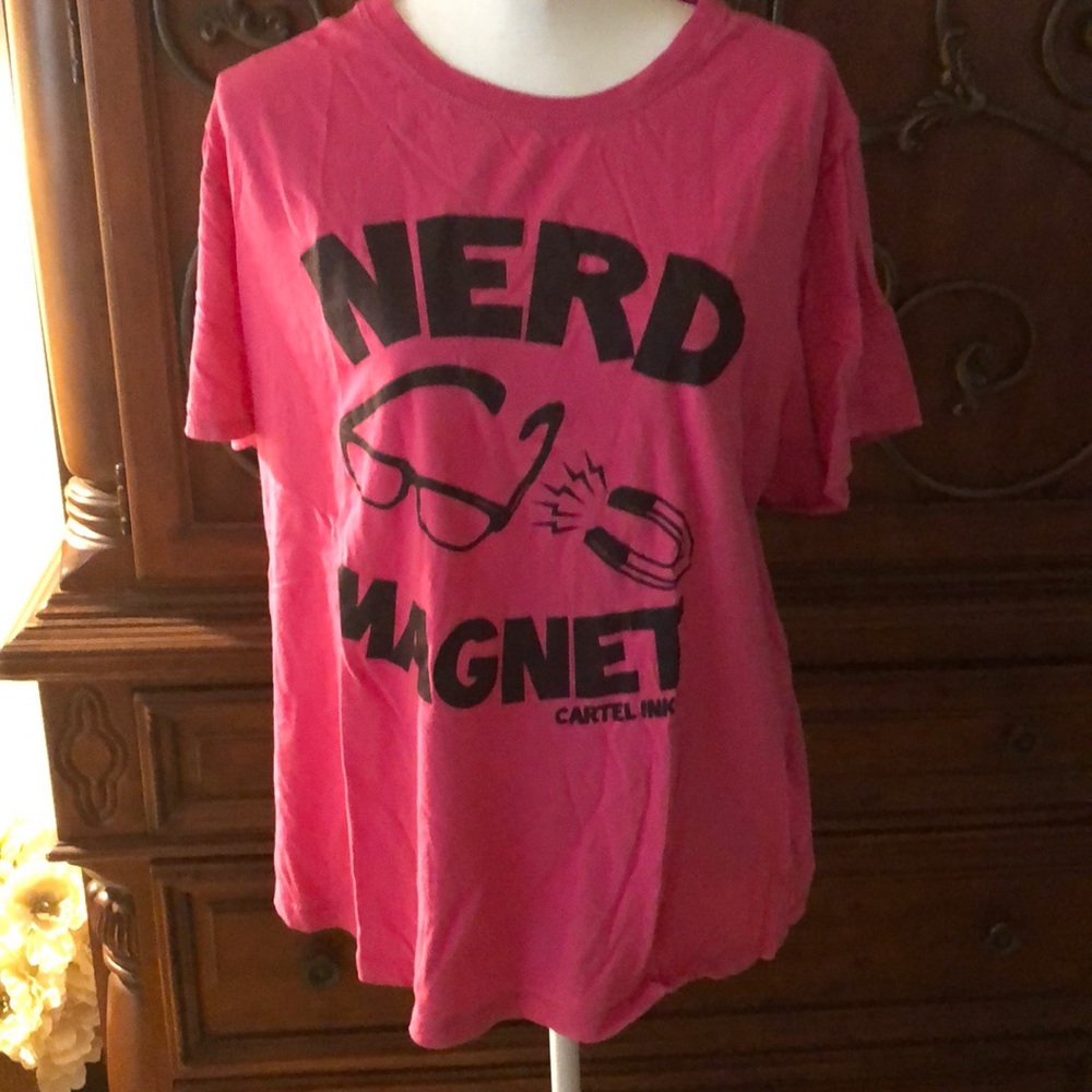Cartel Ink Nerd Magnet T-shirt
